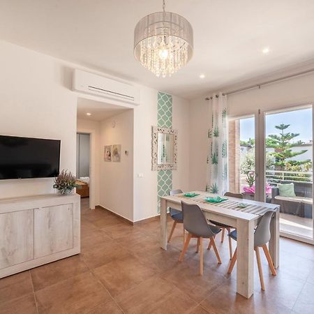 Prima Dell'Elba Family Apartments ปีออมบีโน ภายนอก รูปภาพ