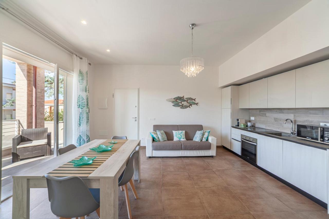 Prima Dell'Elba Family Apartments ปีออมบีโน ภายนอก รูปภาพ