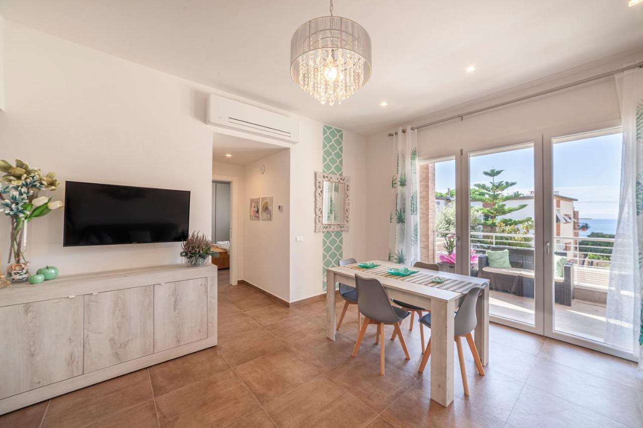 Prima Dell'Elba Family Apartments ปีออมบีโน ภายนอก รูปภาพ