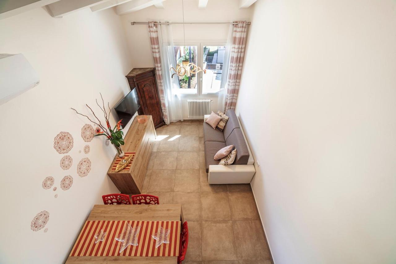Prima Dell'Elba Family Apartments ปีออมบีโน ภายนอก รูปภาพ