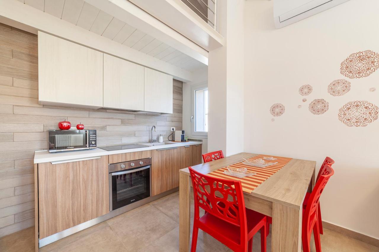 Prima Dell'Elba Family Apartments ปีออมบีโน ภายนอก รูปภาพ