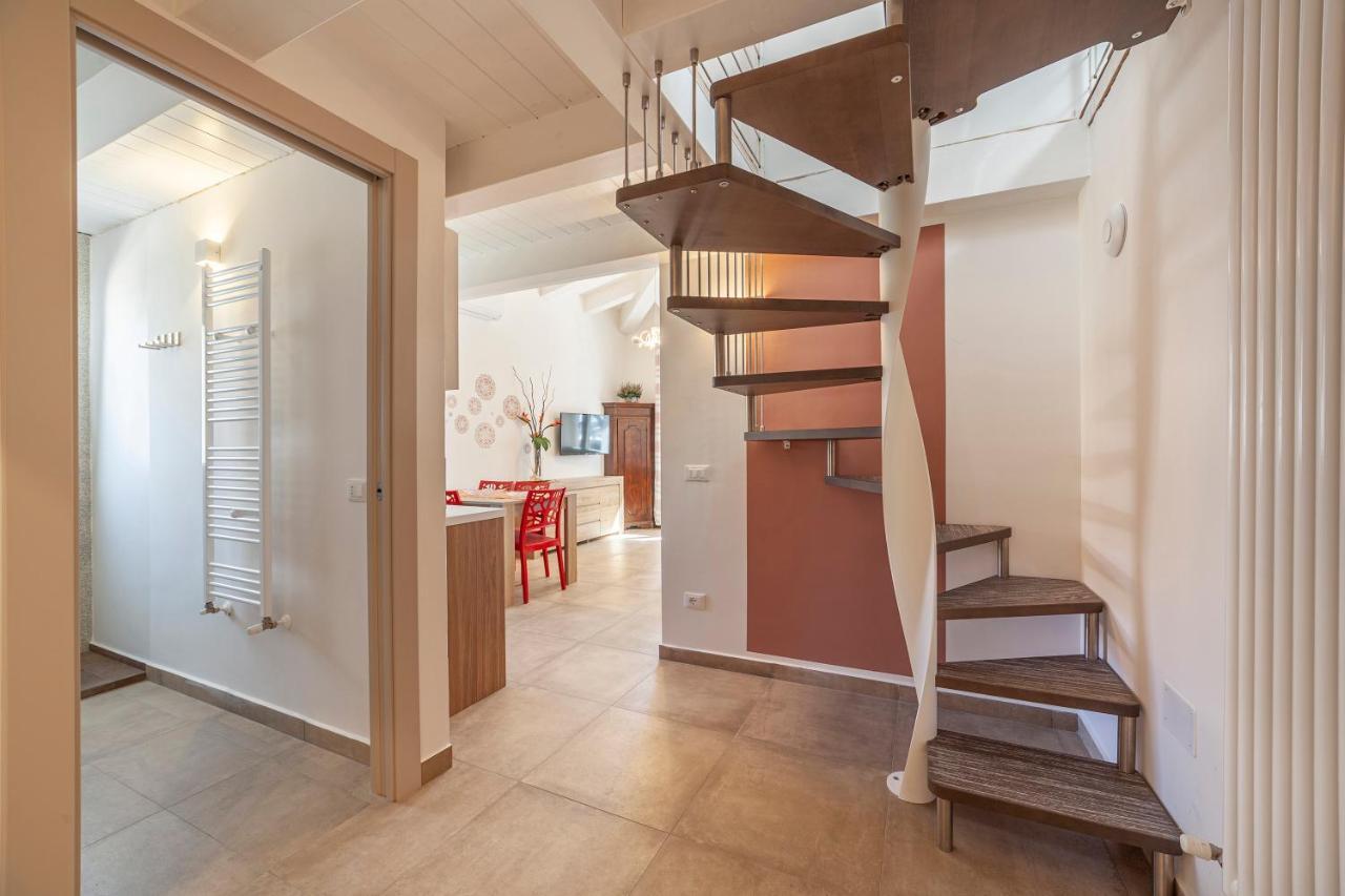 Prima Dell'Elba Family Apartments ปีออมบีโน ภายนอก รูปภาพ