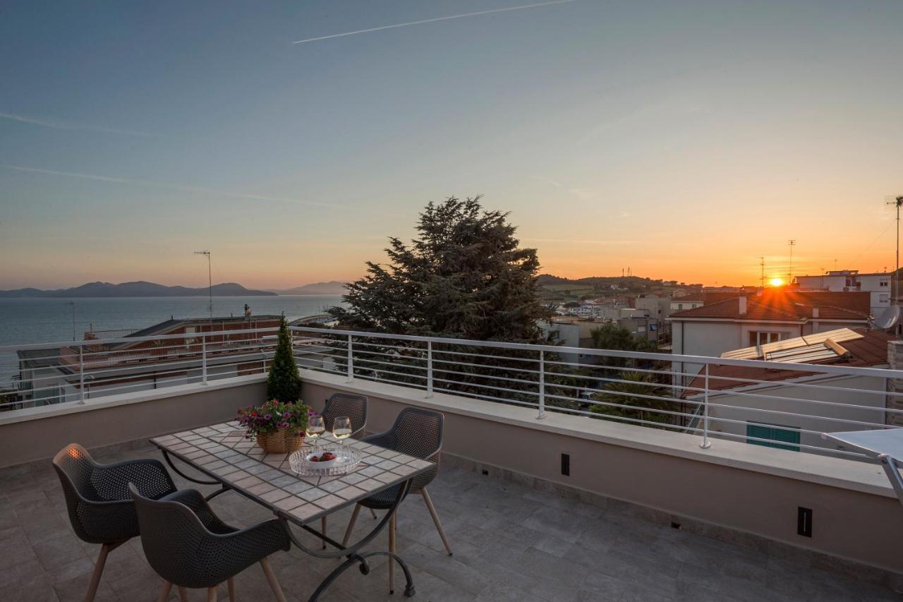 Prima Dell'Elba Family Apartments ปีออมบีโน ภายนอก รูปภาพ